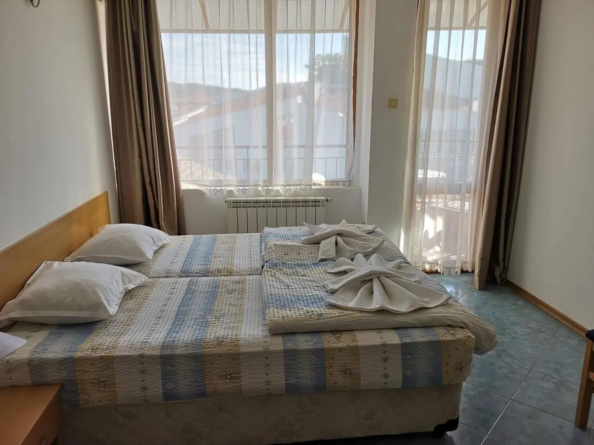 סוזופול Elena Guest House 3*,  בולגריה