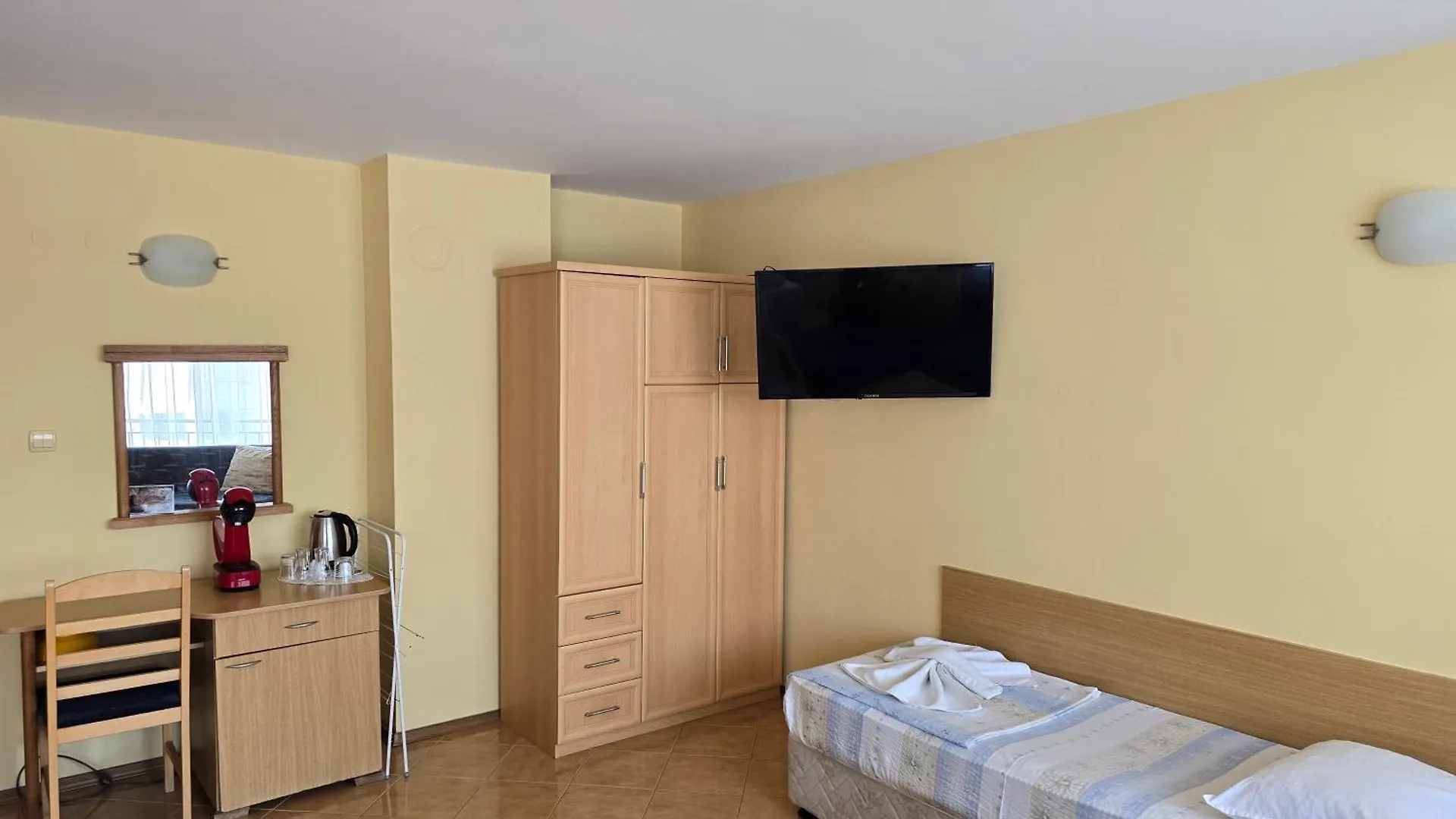 סוזופול Elena Guest House