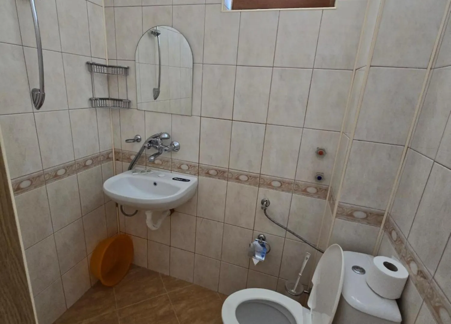 סוזופול Elena Guest House