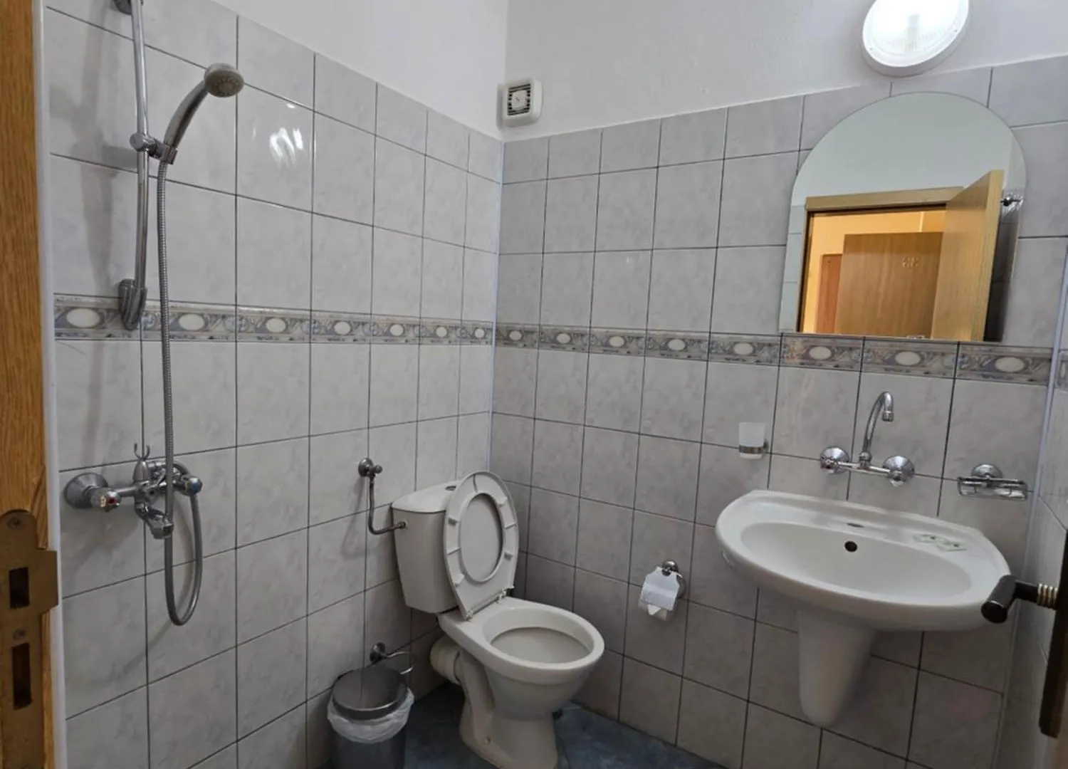 סוזופול Elena Guest House